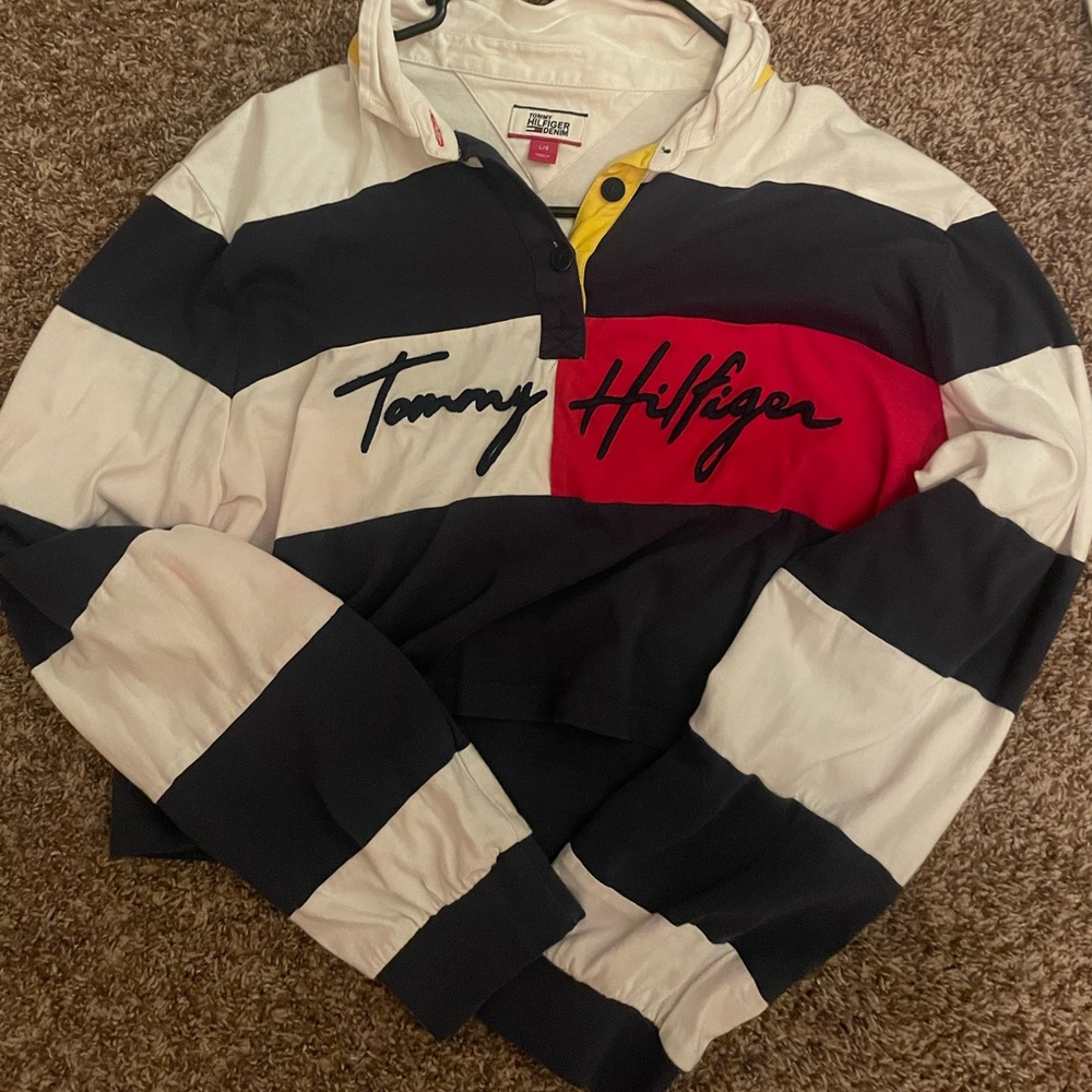 long sleeve graphic tee